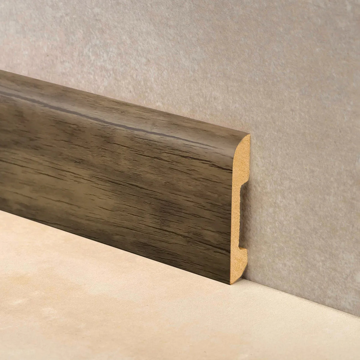 Guardapolvo Classic Ceniza 70 mm x 10 mm x 2,4 m