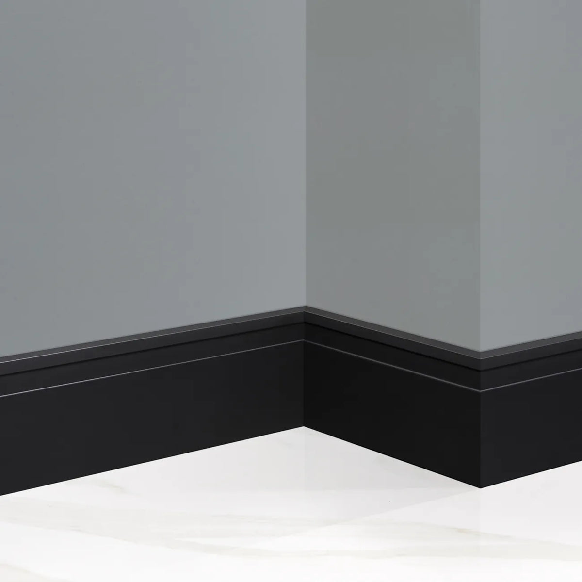 Guardapolvo Extra Line Negro Mate 100 mm x 15 mm x 2,4 m