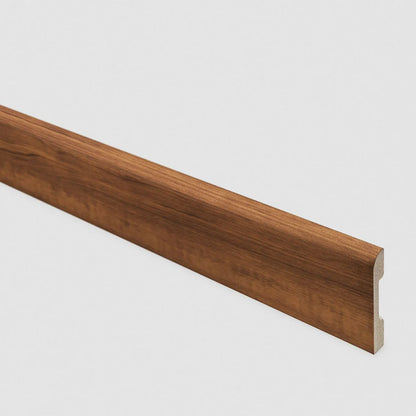 Guadapolvos Classic Roble Americano 70 mm x 10 mm x 2,4 m