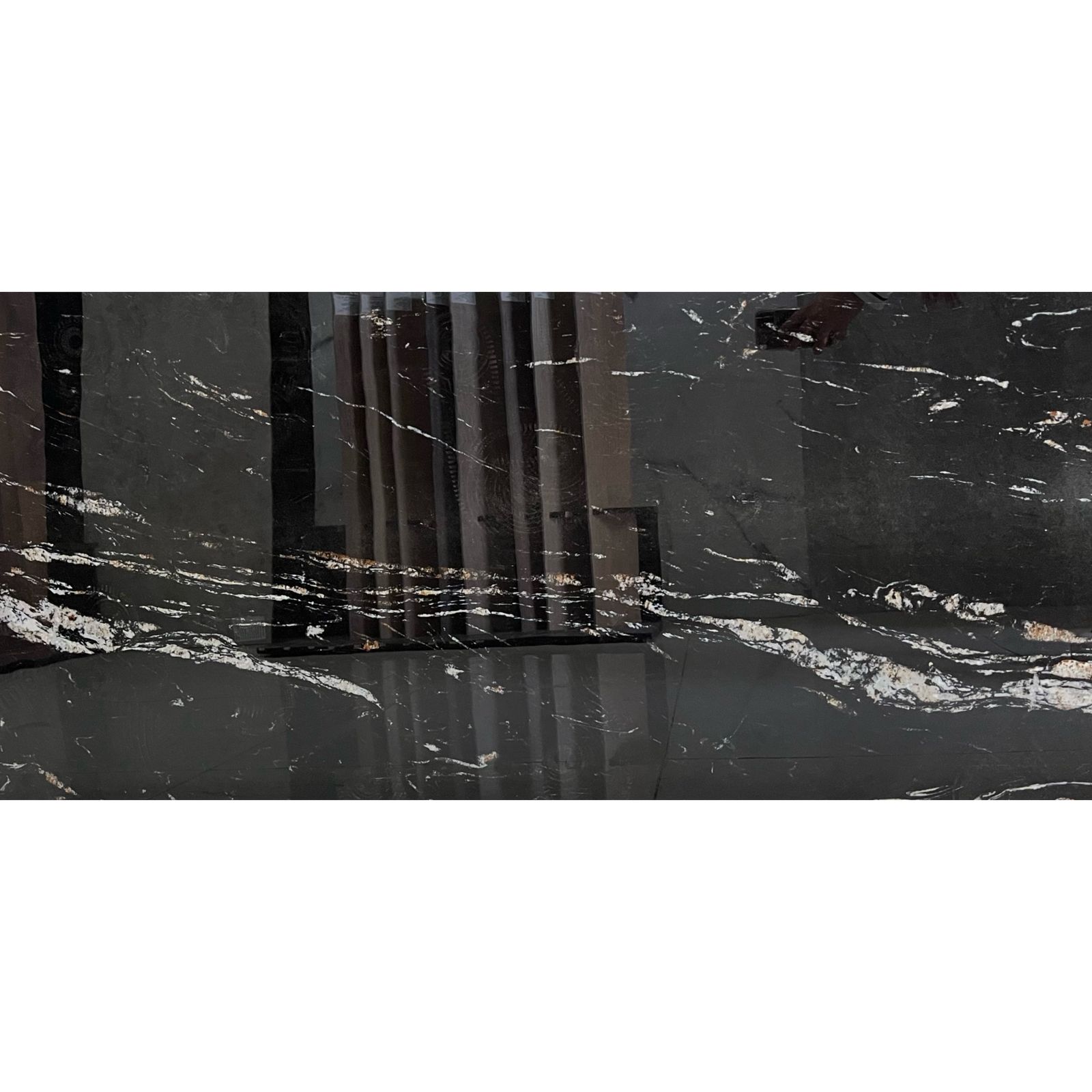 Porcelanato Alpha Black Pulido 60x120 cm